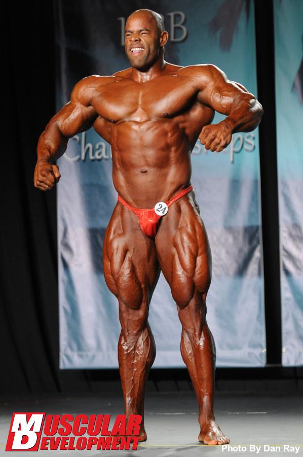 Manuel Romero - Pro Bodybuilding Weekly Championships 2013